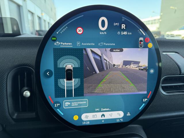 Mini COOPER Mini 1.5 C Pano/Camera/Apple/Leder 2e Paasdag geopend van 12:00 tot 16:00 uur