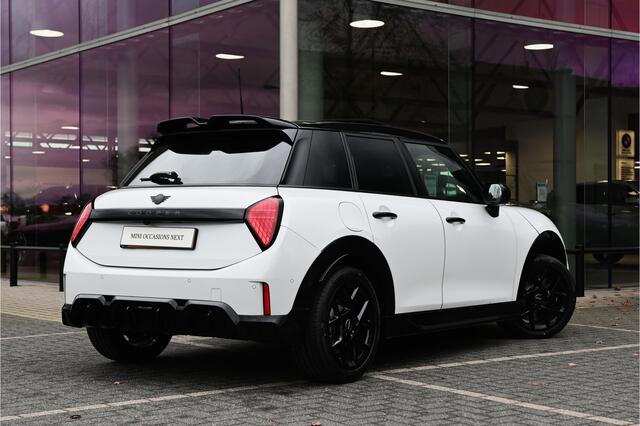 Mini COOPER Hatchback C Automaat / John Cooper Works / Pakket XL / 17" JCW Sprint Spoke black