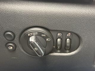 mini-cooper-mini-1.5-camden