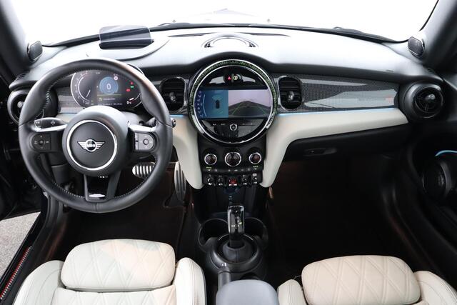 Mini COOPER Mini Cabrio 1.5 Resolute Edition Leder | Zeer lage km stand!