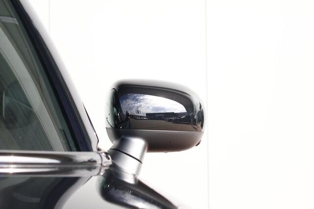 Mini COOPER Mini 1.5 C John Cooper Works XL Stuurwiel verwarmd / Comfort Access/ Panoramadak/ Elektrische Stoelen met geheugen/ Driving Assistant Plus