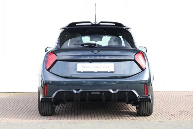 Mini COOPER Mini 1.5 C John Cooper Works XL Stuurwiel verwarmd / Comfort Access/ Panoramadak/ Elektrische Stoelen met geheugen/ Driving Assistant Plus
