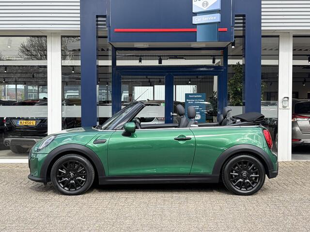 Mini COOPER Mini Cabrio 1.5 Classic / Automaat / NL-Auto / Dealer-Onderhouden / Vol-Leder / Stoelverwarming / Cruise-Control / Climate-Control / Apple-Carplay & Android-Auto / Instapverlichting / LED / Keyless / DAB Radio-Bluetooth / Navi / PDC-Achter / 16'' LMV / EN