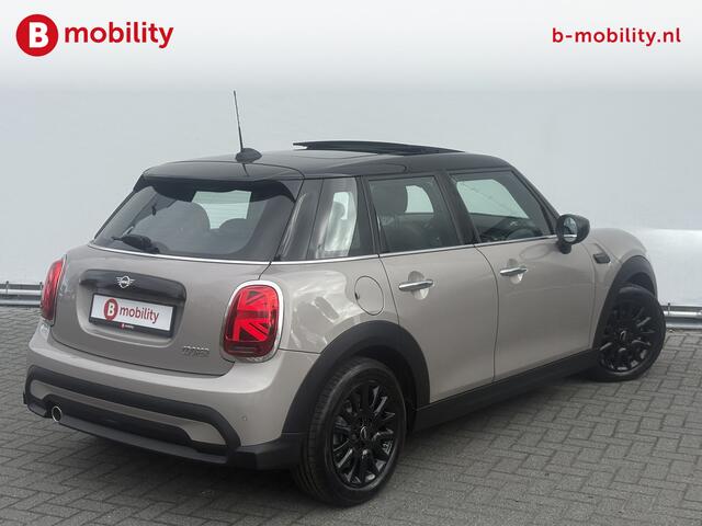 Mini COOPER 1.5 Classic Automaat 5-Drs. Panoramadak | Sportstoelen | Apple CarPlay | Leer | DAB
