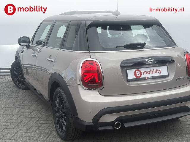 Mini COOPER 1.5 Classic Automaat 5-Drs. Panoramadak | Sportstoelen | Apple CarPlay | Leer | DAB