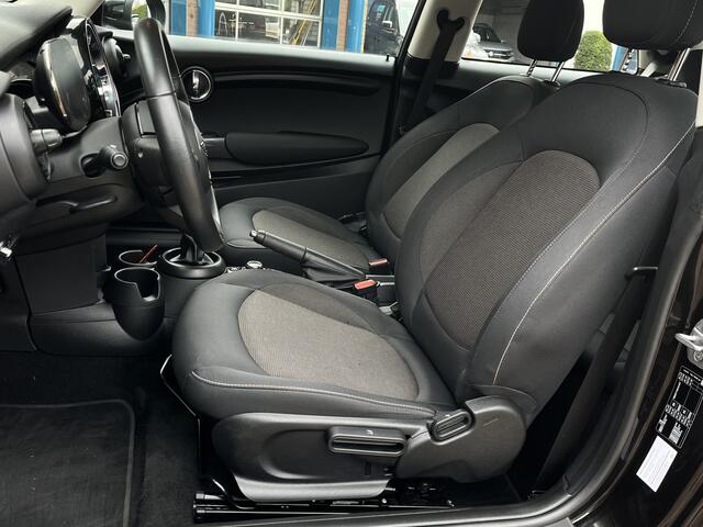 Mini COOPER Mini 1.5 Essential