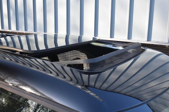 Mini COOPER Mini 1.5 Dalston Edition | Pano | 5-Drs | Schaalstoel | Carplay