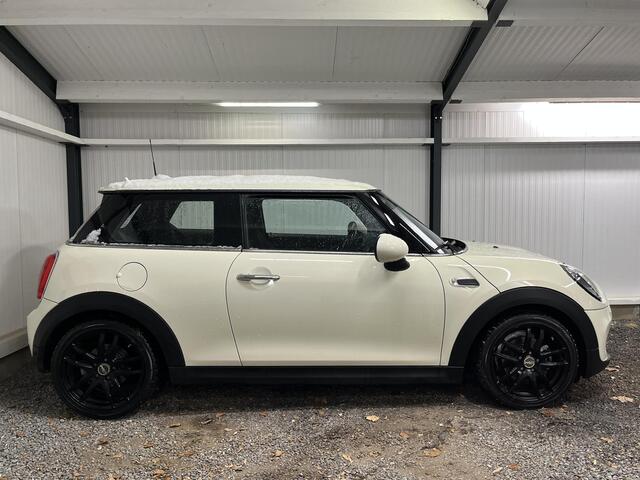 Mini COOPER Mini 1.5 Pepper Serious Business 136PK 4-2017 2e EIG *78.447 KM*!! NW APK !!