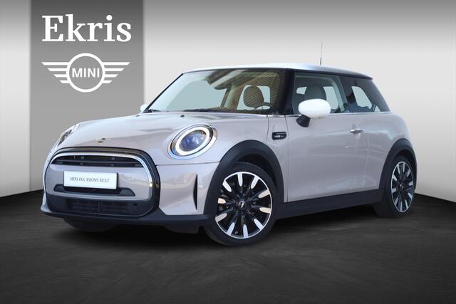 Mini COOPER Mini 1.5 Camden Go Edition Achteruitrijcamera / Cruise Control / Navigatie / Getint Glas / Sportstoelen