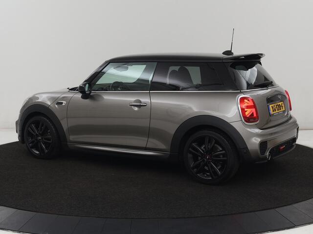 Mini COOPER 1.5 Cooper | Harman/Kardon | Carplay | Sportstoelen | Full LED | Navigatie | Climate control | Park Assist | Cruise control | Getint glas