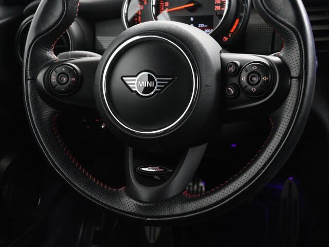 Mini COOPER 1.5 Cooper | Harman/Kardon | Carplay | Sportstoelen | Full LED | Navigatie | Climate control | Park Assist | Cruise control | Getint glas