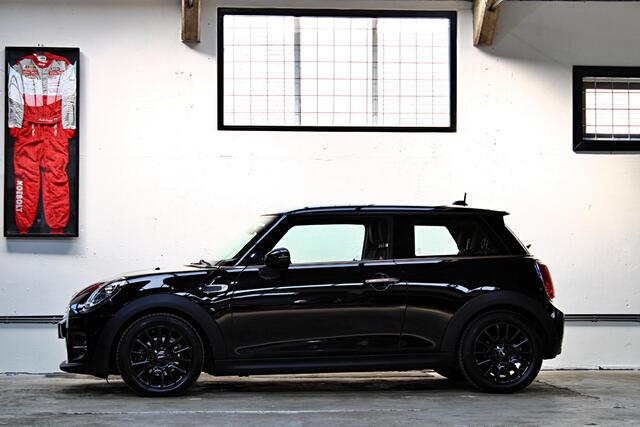 Mini COOPER Mini 1.5 Pepper | Business | Keyless | Head-Up | Apple Carplay | PDC achter | NL auto |