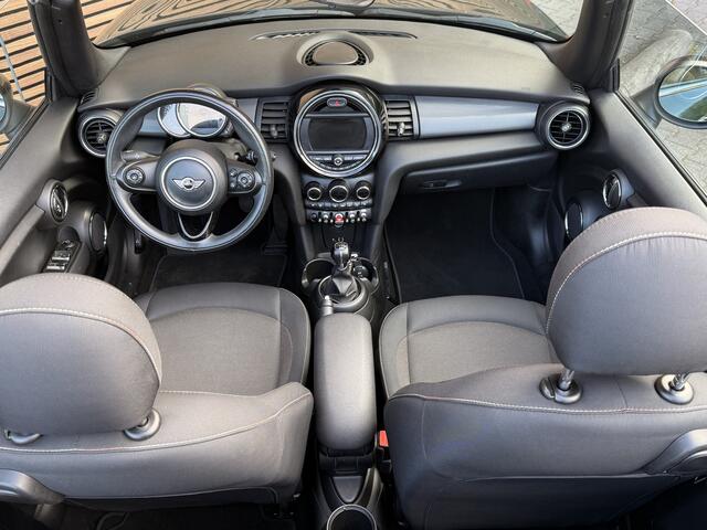 Mini COOPER Mini Cabrio 1.5 Pepper Serious Business Navi / PDC / Stoelverwarming / Lm Velgen