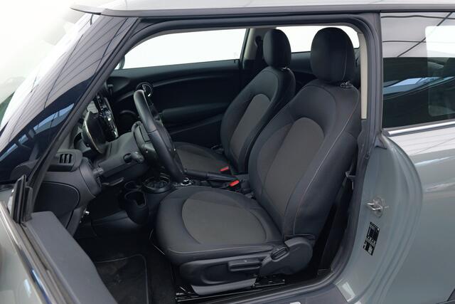 Mini COOPER Mini 1.5 Essential | Automaat | Cruise control | Bluetooth