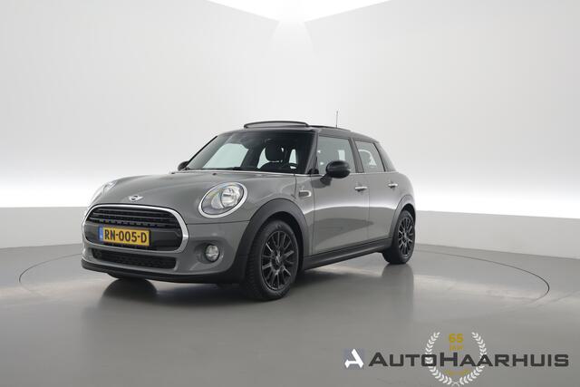 Mini COOPER 5-Deurs 1.5 136 PK Business | Rijklaar | Orig. NL | S/K-dak | 5-deurs | Climate | Cruise | NAV | Bluetooth | 16'' | Elek. Ramen V