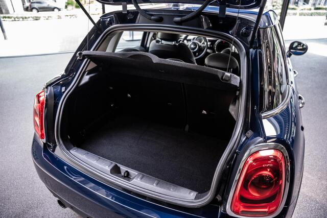 Mini COOPER 5-Deurs 1.5 Chili Business