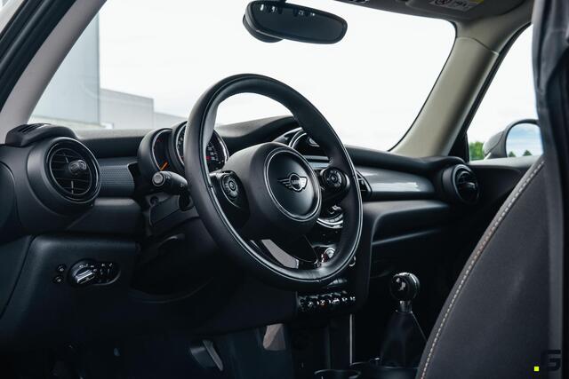 Mini COOPER 1.5 LED | Stoelverwarming | Privacy glas