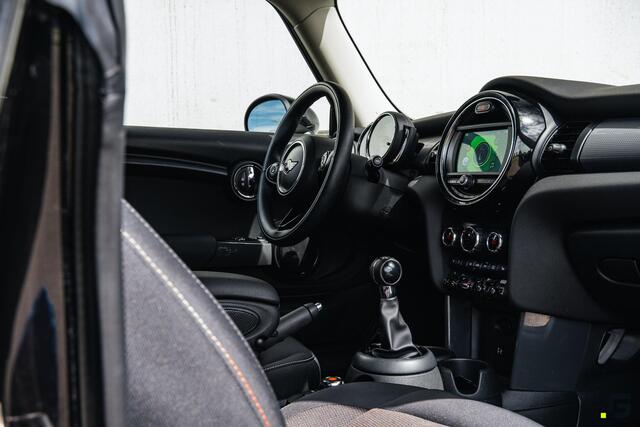 Mini COOPER 1.5 LED | Stoelverwarming | Privacy glas