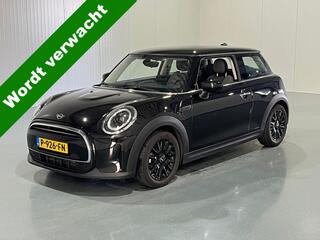 mini-cooper-3-deurs-1.5-business-ed