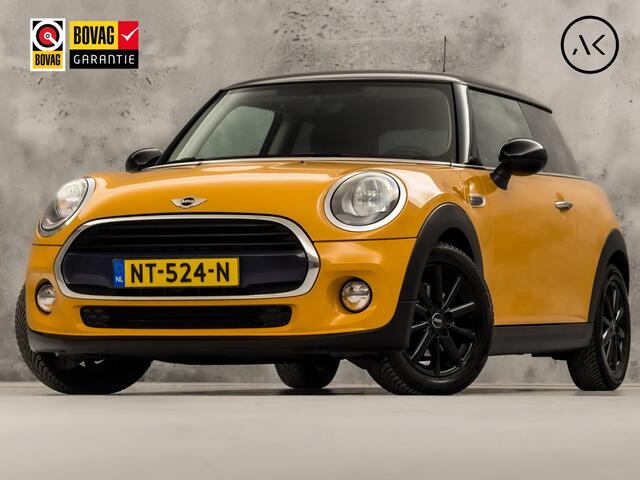 Mini COOPER 1.5 Cooper Sport (NAVIGATIE, STOELVERWARMING, GETINT GLAS, SPORTSTOELEN, CRUISE, NIEUWE APK, NIEUWSTAAT)