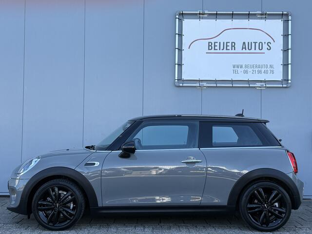 Mini COOPER 3-Deurs 1.5 Business Navigatie/Harman Kardon/17inch.