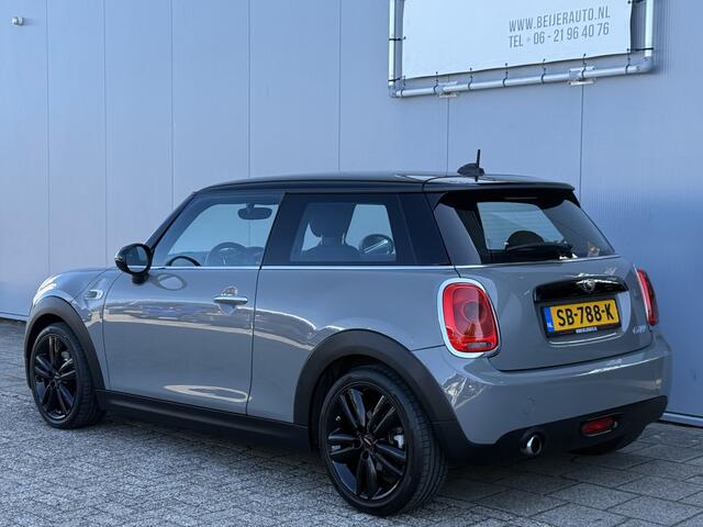 Mini COOPER 3-Deurs 1.5 Business Navigatie/Harman Kardon/17inch.