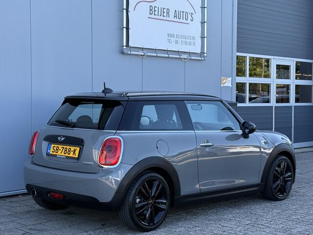 Mini COOPER 3-Deurs 1.5 Business Navigatie/Harman Kardon/17inch.