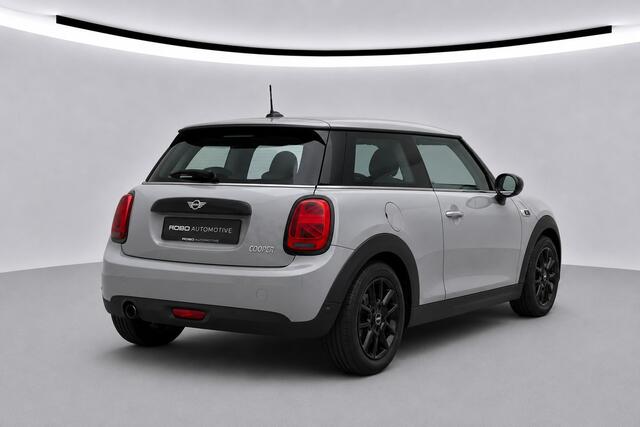 Mini COOPER 3-Deurs 1.5 Pepper | John Cooper Works | Stoelverwarming | Parkeersensoren | Cruise Control | Navigatie | Climate Control | Keyless | Ambiance Verlichting | Black Pack | JCW