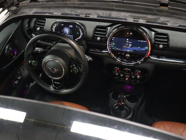 Mini COOPER CLUBMAN Mini 1.5 Richmond Park Edition DIGITAL DASH, CRUISE CONTROL, APPLE CARPLAY, SCHUIFKANTELDAK, HARMAN KARDON AUDIO, VOL LEDER, PDC, STOELVERWARMING, NAVIGATIE, NIEUWSTAAT]