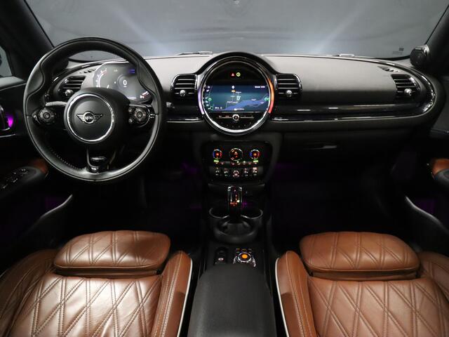Mini COOPER CLUBMAN Mini 1.5 Richmond Park Edition DIGITAL DASH, CRUISE CONTROL, APPLE CARPLAY, SCHUIFKANTELDAK, HARMAN KARDON AUDIO, VOL LEDER, PDC, STOELVERWARMING, NAVIGATIE, NIEUWSTAAT]