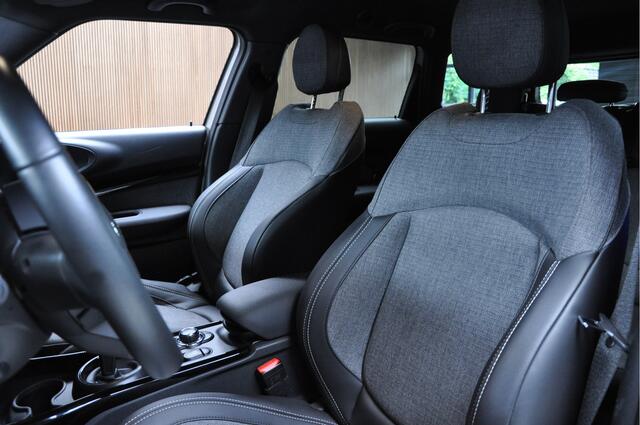 Mini COOPER CLUBMAN Mini 1.5 Navi Leer Camera PDC Carplay Keyless 17" LM velgen Zwarte binnenhemel Stoelverwarming Sportstoelen LED BTW auto!