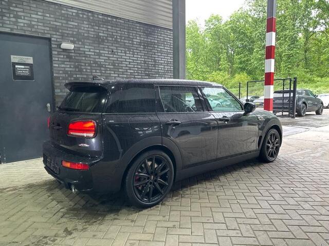 Mini COOPER CLUBMAN 2.0 JCW ALL4 John Works | 306Pk! | Schuif/kanteldak | ACC | Head-Up | harman/kardon | 18 Inch