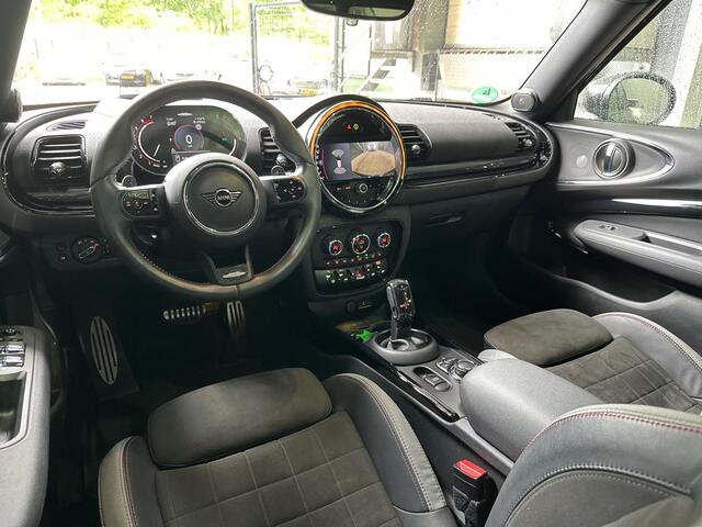 Mini COOPER CLUBMAN 2.0 JCW ALL4 John Works | 306Pk! | Schuif/kanteldak | ACC | Head-Up | harman/kardon | 18 Inch