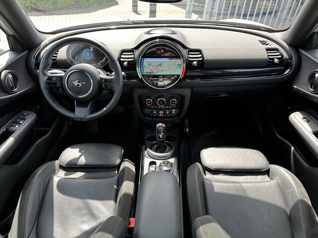 Mini COOPER CLUBMAN Mini 1.5 Classic Pano-Dak | Comfort pakket | Leer | Carplay