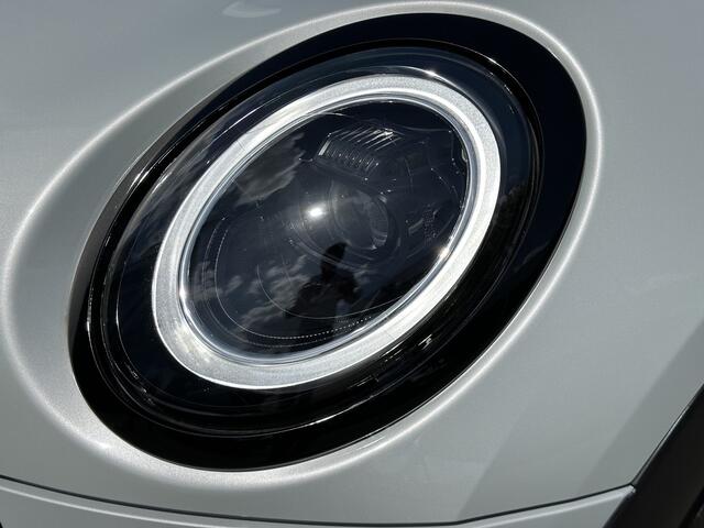 Mini COOPER CLUBMAN Mini 1.5 Classic Pano-Dak | Comfort pakket | Leer | Carplay