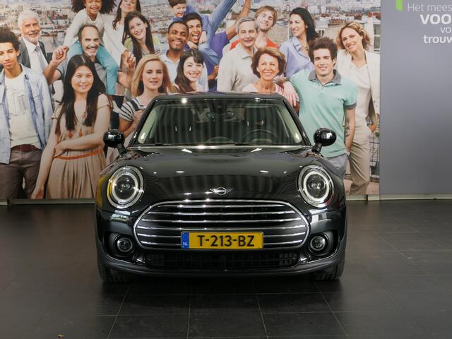 Mini COOPER CLUBMAN Mini 1.5 Classic *Kunstlederen bekleding* - Apple carplay & Android auto, navi, sensor achter, cruise