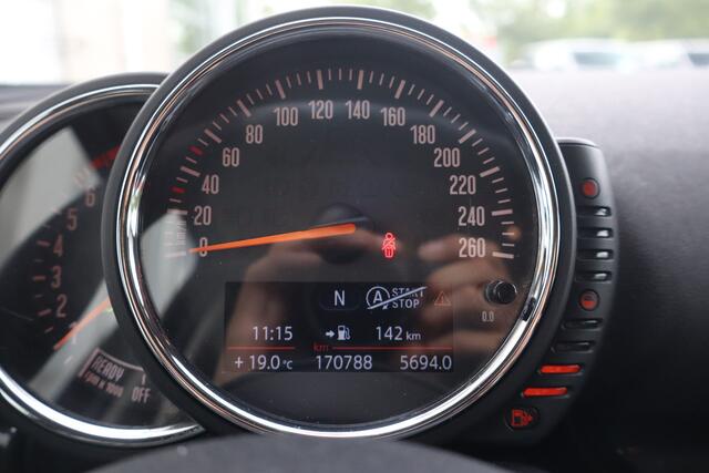 Mini COOPER CLUBMAN Mini 1.5 Business - NL- Auto!! Airco I Radio I Navi