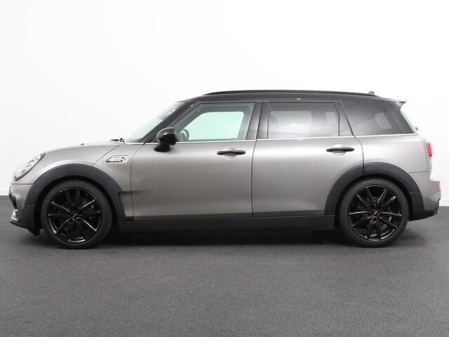 Mini COOPER CLUBMAN 1.5 Chili Hyde Park Climate control Cruise control Voorstoelen verwarmd Parkeersensor achter LED Apple Carplay/ Android Auto
