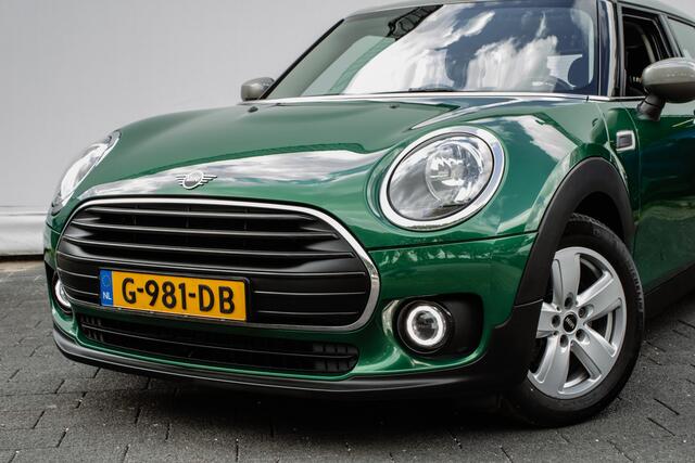 Mini COOPER CLUBMAN Mini 1.5 136pk Navigatie/ Carplay/ Stoelverwarming/ Pdc/ Armsteun/ Cruise control/ Lmv