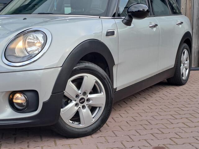 Mini COOPER CLUBMAN Mini 1.5 Salt Business | Airco | Trekhaak | Navi | Cruise | PDC |