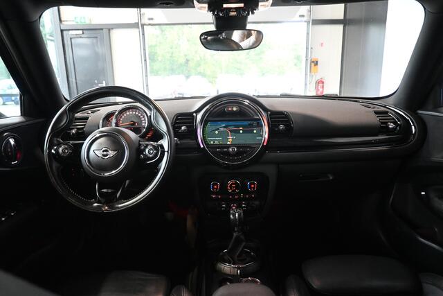 Mini COOPER CLUBMAN Mini 1.5 Chili Clima Navigatie Panoramadak Stoelverwarming Rijklaarprijs Inruil Mogelijk!