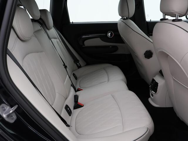 Mini COOPER CLUBMAN Mini 1.5 BUSINESS + DRAADLOZE CARPLAY | PANORAMA | LEDER EXCLUSIVE | STOELVERW.