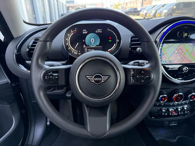 Mini COOPER CLUBMAN 1.5 One Pano/Apple/Navi/Leder
