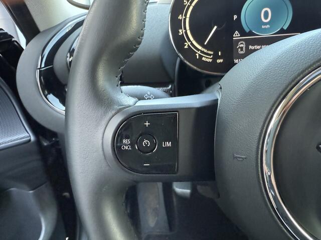 Mini COOPER CLUBMAN 1.5 One Pano/Apple/Navi/Leder