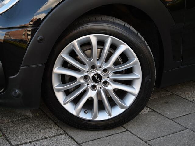 Mini COOPER CLUBMAN Mini 1.5 136pk Chili Serious Business Automaat Harman Kardon / Navigatie / Leder