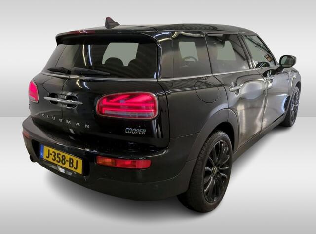 Mini COOPER CLUBMAN Mini 1.5 136Pk Automaat Business Edition / Panoramadak / Airco-ecc./ Navigatie / Leder / Xenon /