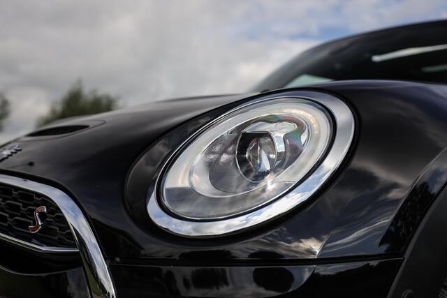 Mini COOPER CLUBMAN Mini 2.0 192 PK Aut7 S Chili Serious Bns ? Pano ? Leder ? LED