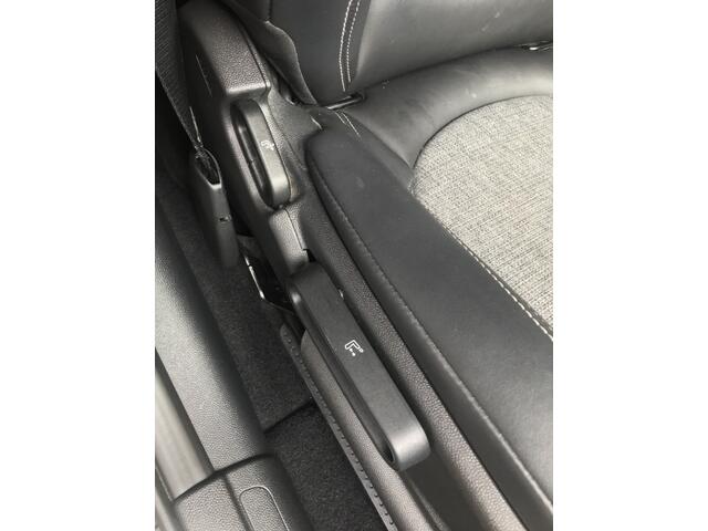 Mini COOPER CLUBMAN 1.5 CHILI Rijklaarprijs!