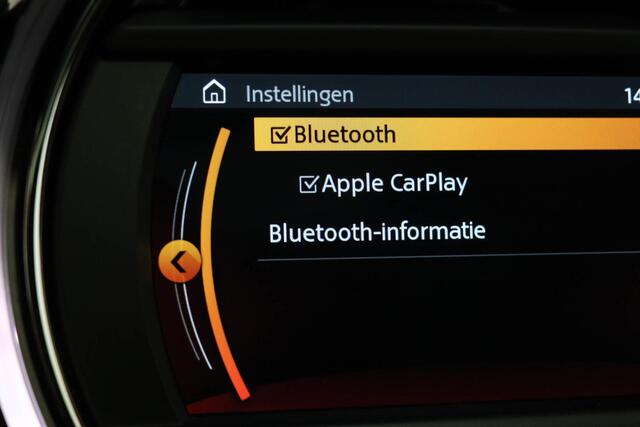 Mini COOPER CLUBMAN Mini 1.5 Chili | BUSINESS / PARK ASSIST- PACK | PANORAMADAK | LEDER | VOORRUITVERWARMING