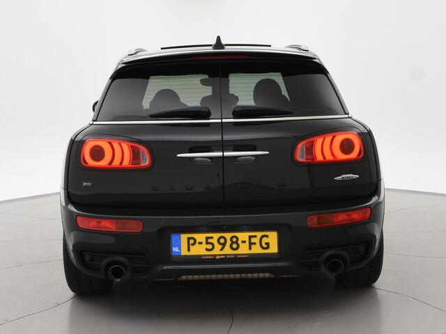 Mini COOPER CLUBMAN Mini 2.0 JOHN WORKS ALL4 JCW 231 PK AUT. + PANORAMA | ADAPTIVE CRUISE | LEDER | CAMERA | MEMORY